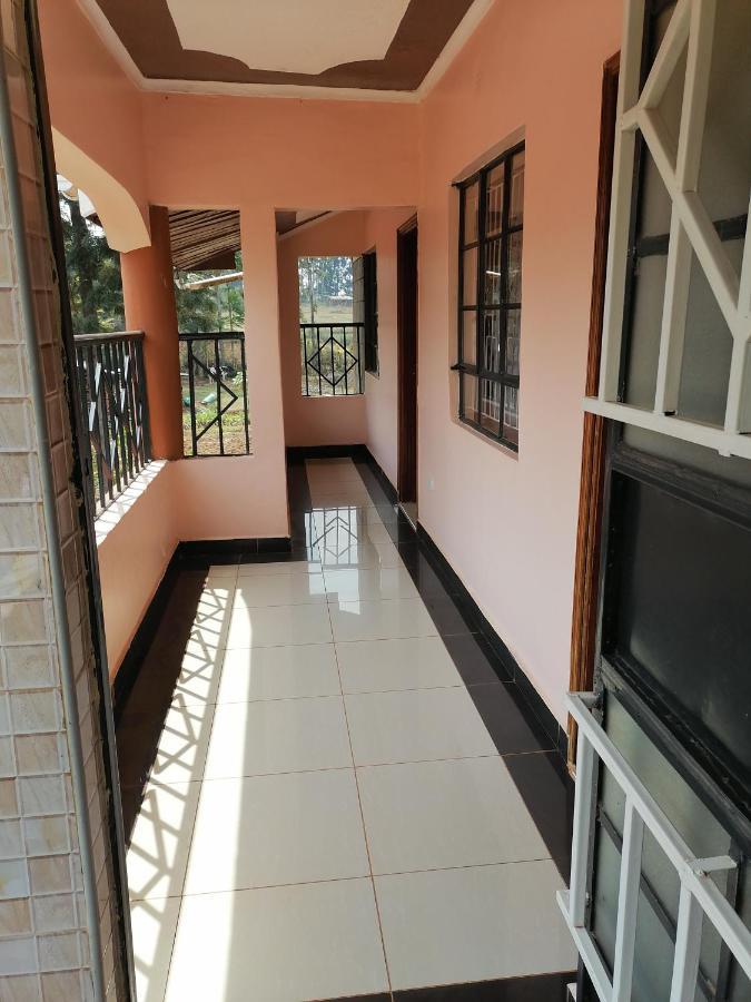 Easy Sleep Guesthouse Kitale Kültér fotó