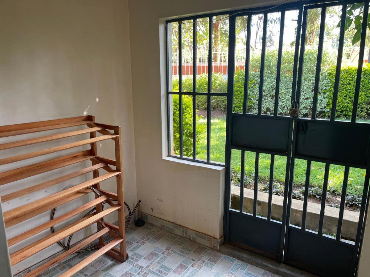 Easy Sleep Guesthouse Kitale Kültér fotó