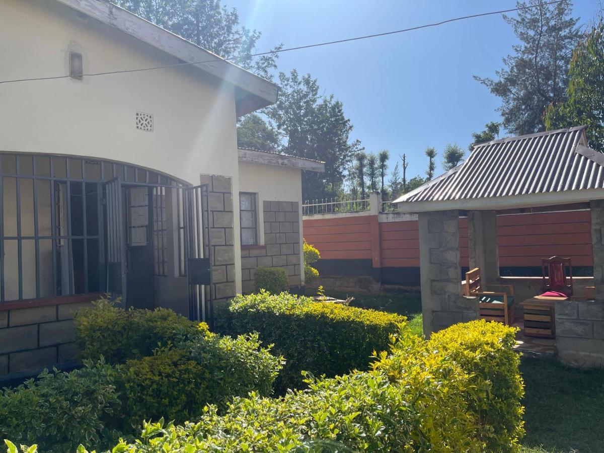 Easy Sleep Guesthouse Kitale Kültér fotó