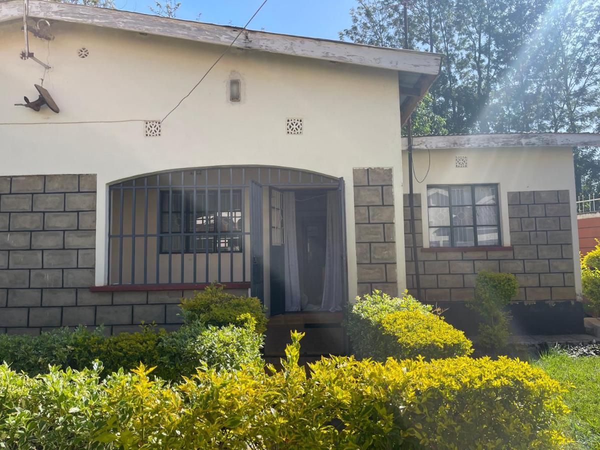 Easy Sleep Guesthouse Kitale Kültér fotó